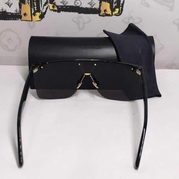 New Authentic Saint Laurent SL 537 Palace 001 – Black & Gold Shield Sunglasses - Picture 10 of 13